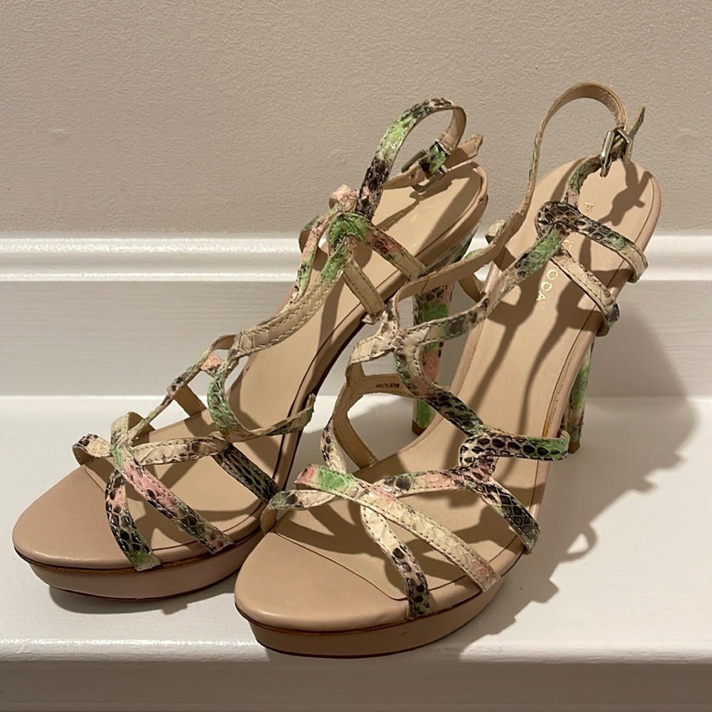Pelle Moda strap heels